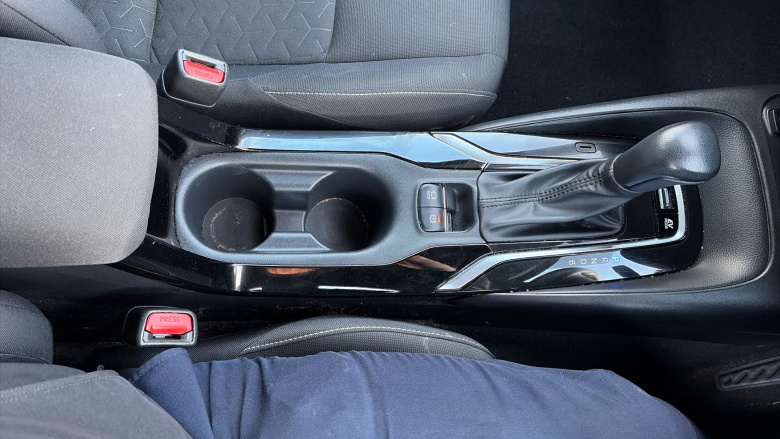 Toyota Corolla 1.8 VVT-i Hybrid Icon Tech 5dr CVT Hybrid Hatchback